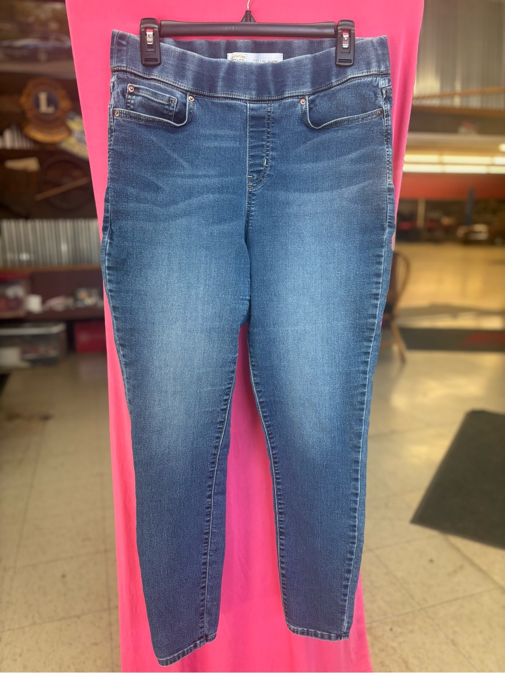 Levi's Women's Skinny Jeans in Medium Blue Wash